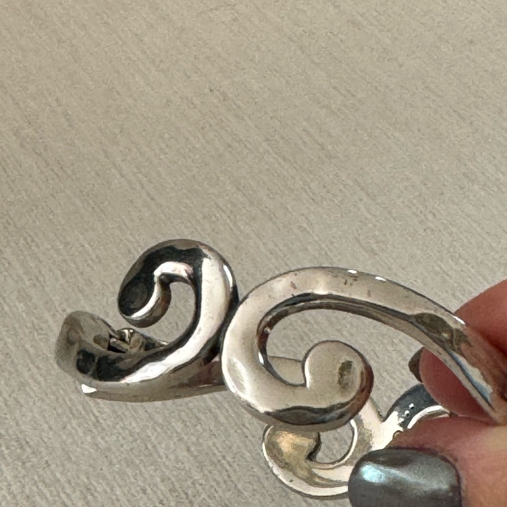 Vintage BRIGHTON scroll silver plated, hinged bangle - Picture 8 of 11